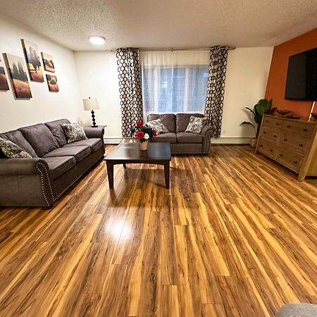 Stay Anchorage! Furnished Two Bedroom Apartments With High Speed Wifi Екстер'єр фото