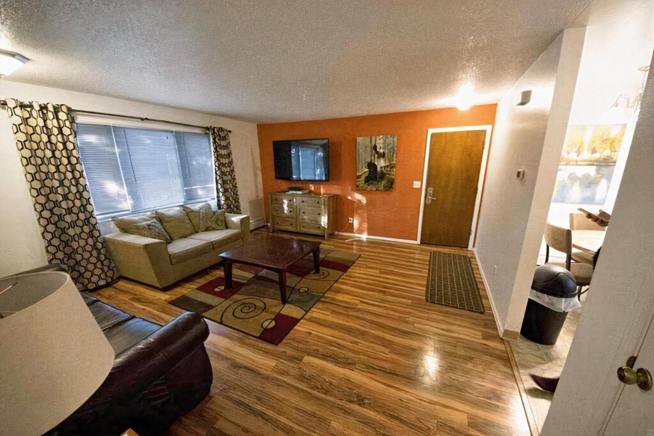 Stay Anchorage! Furnished Two Bedroom Apartments With High Speed Wifi Екстер'єр фото