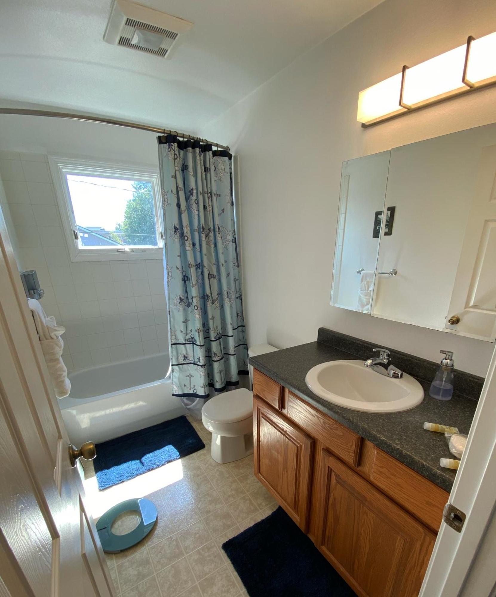 Stay Anchorage! Furnished Two Bedroom Apartments With High Speed Wifi Екстер'єр фото