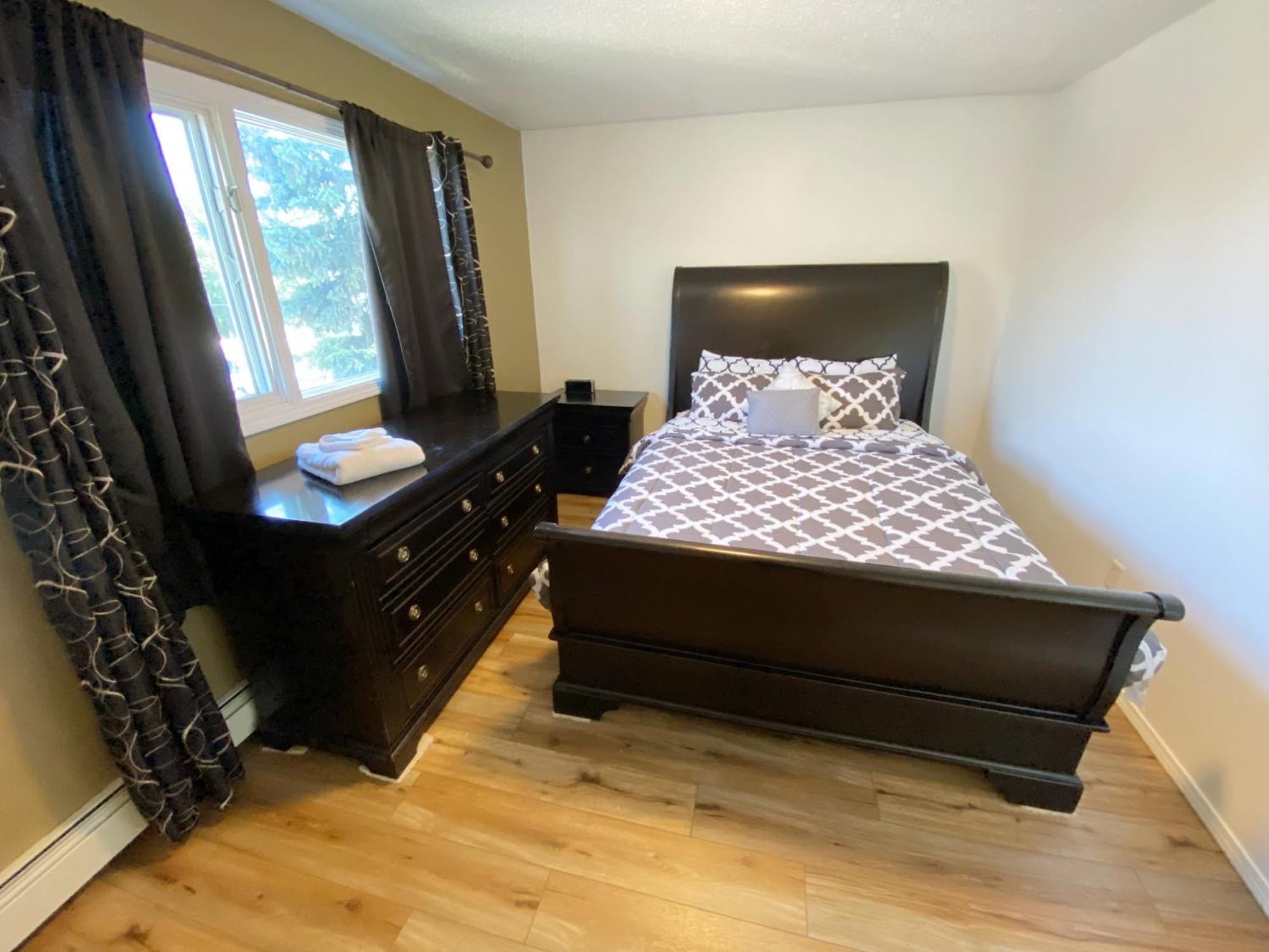 Stay Anchorage! Furnished Two Bedroom Apartments With High Speed Wifi Номер фото
